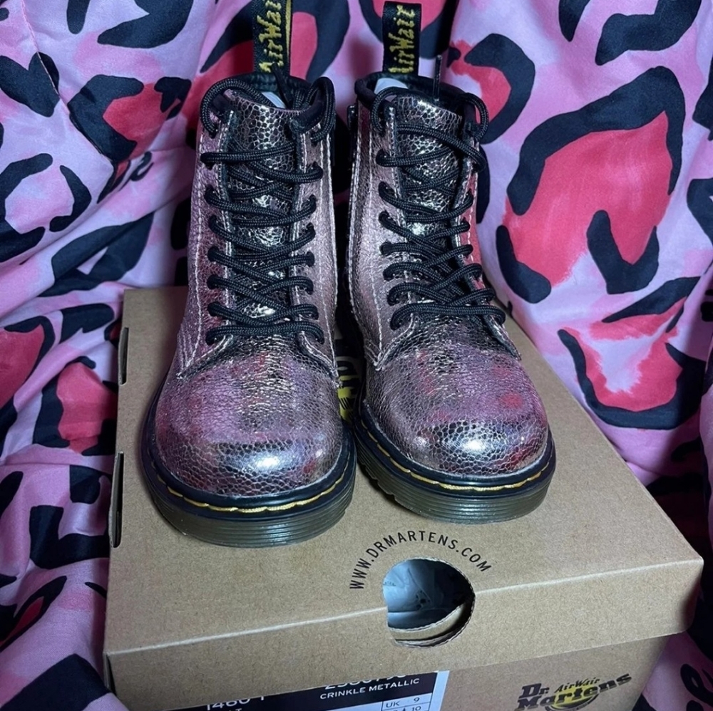 Dr . Martens size 10c
